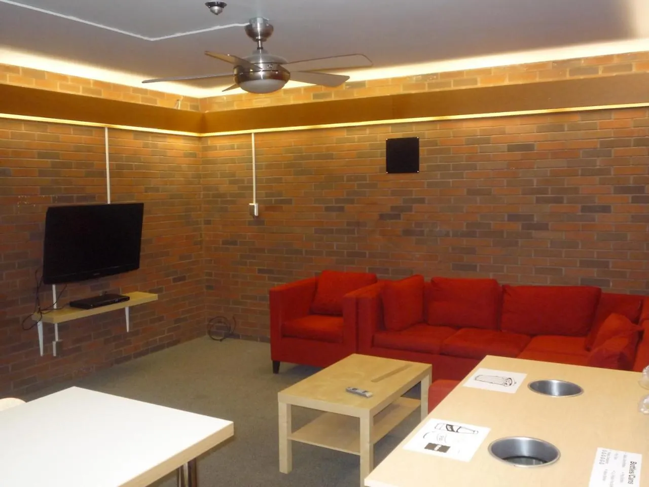 Apartment University Of Toronto - New College Residence - Wilson Hall Residence